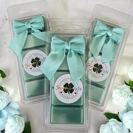 Emerald & Ivory Flower